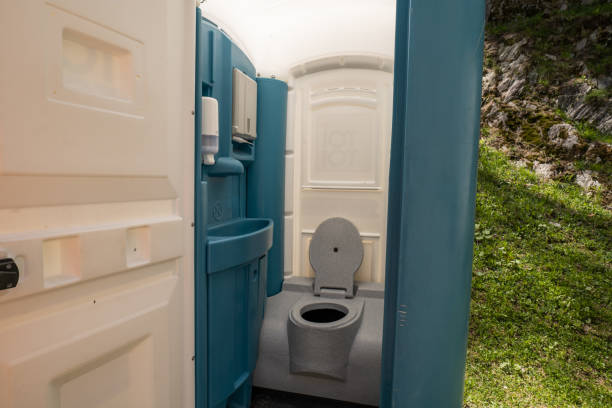 Best Temporary restroom rental  in Perry, KS